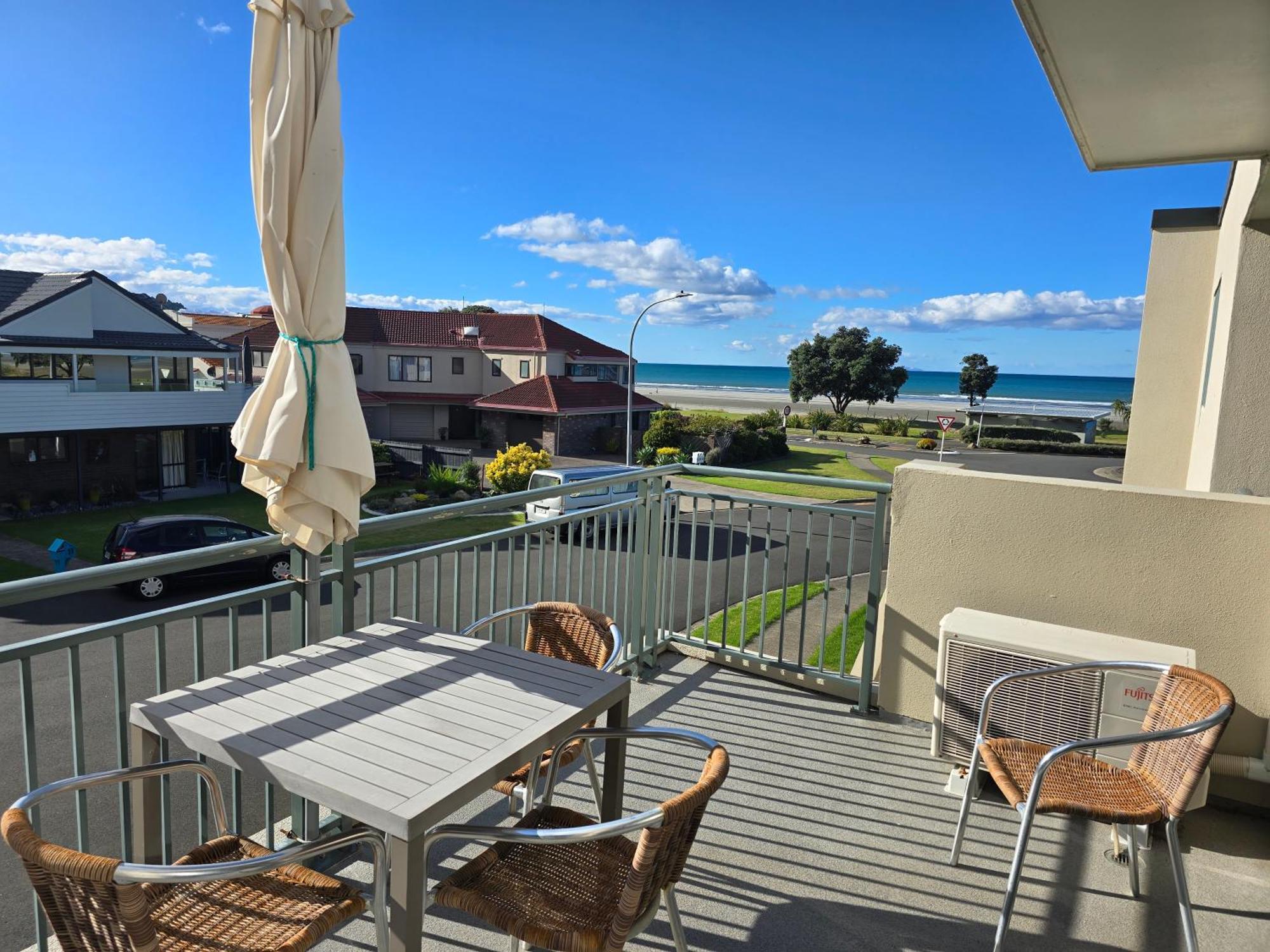 Beachpoint Apartments Ohope Extérieur photo