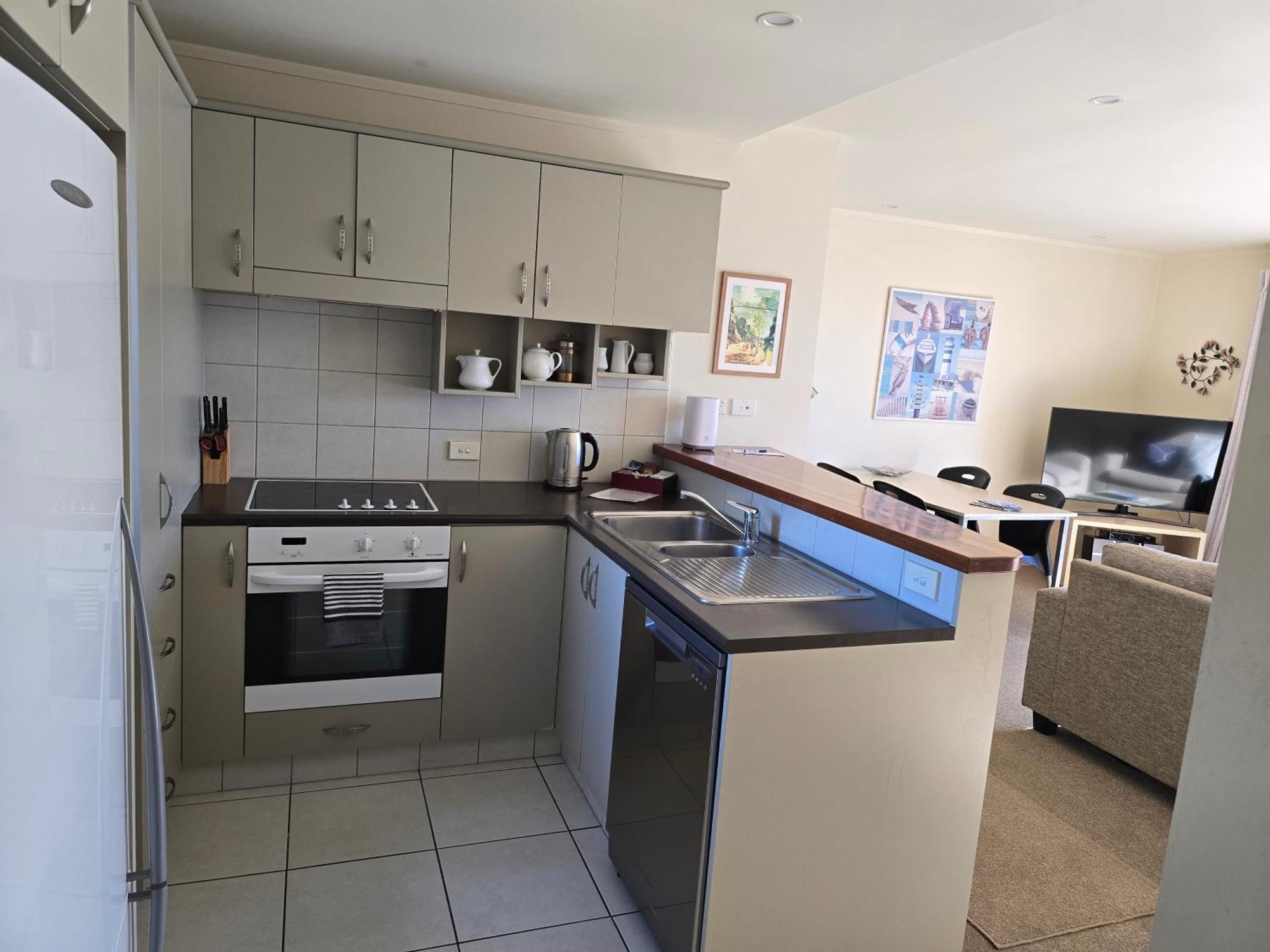 Beachpoint Apartments Ohope Extérieur photo
